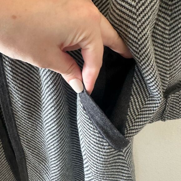 J Crew Vanessa Sweater Jacket Open Front Cardigan in Herringbone Size XS - Picture 3 of 7